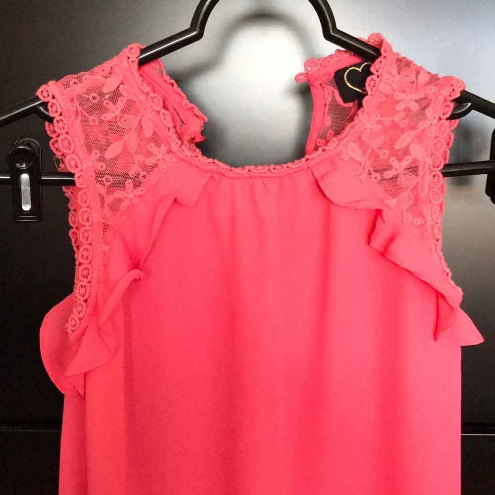 HEARTS Lace blouse Coral